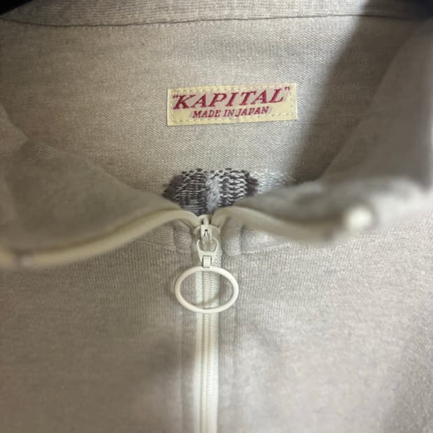 캐피탈 kapital 오르테가 롱슬리브 카나리