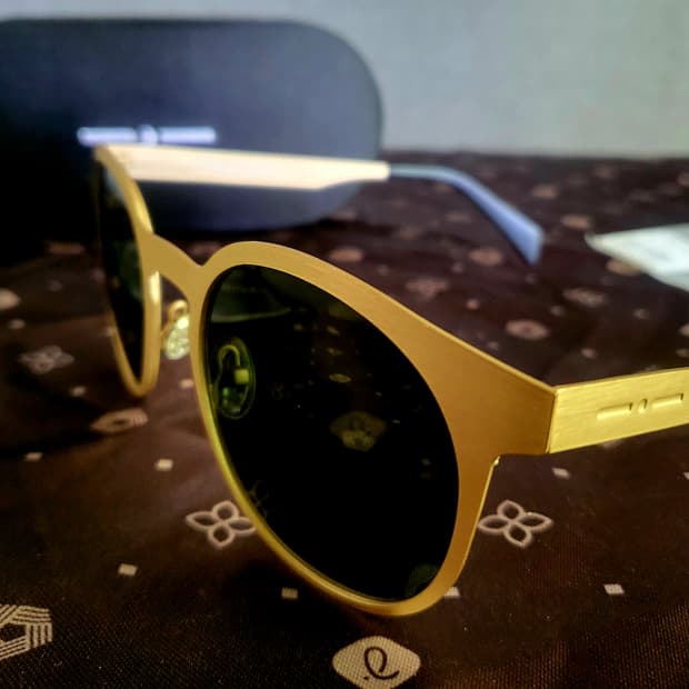 [미사용 새상품] -lNDEPENDENT 이탈리아 티타늄 선글라스