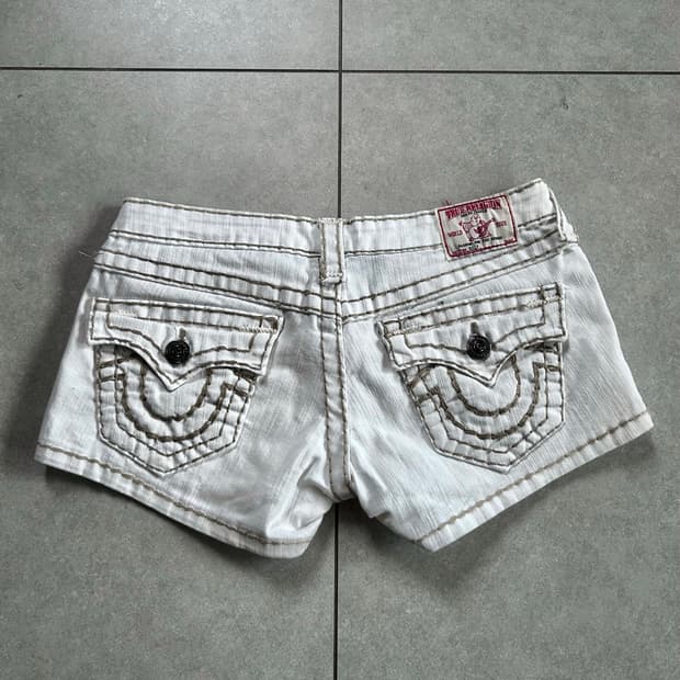 TrueReligion 스티치 숏츠 29