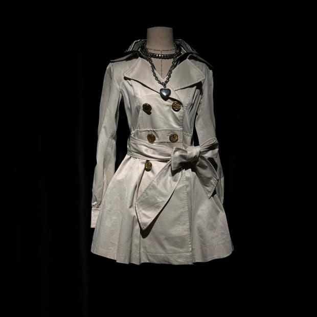 BYEBYE 골드버튼 트렌치코트