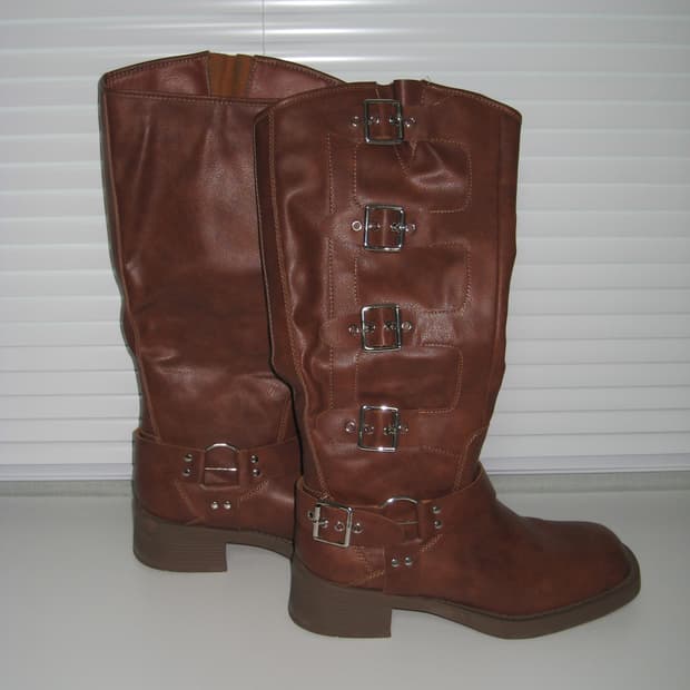 브라운 버클 롱부츠