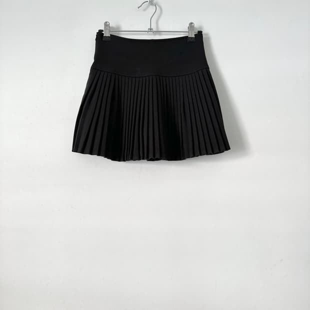 Pintuck warm mini skirt / black