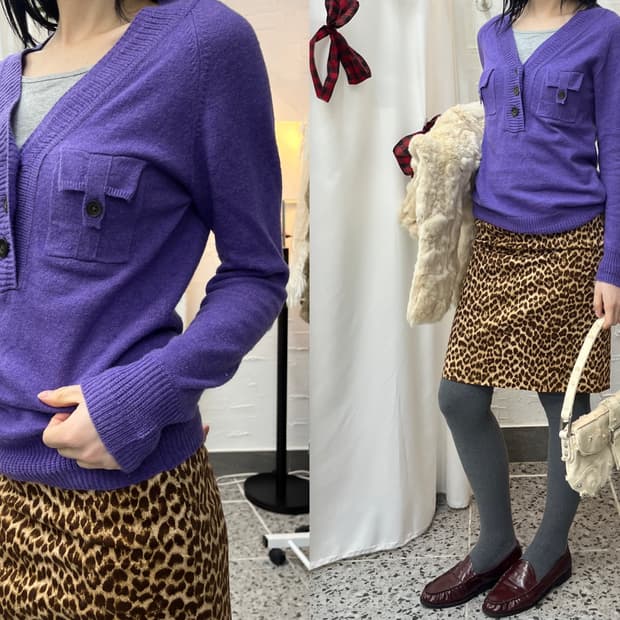 Pocket purple v-neck knit