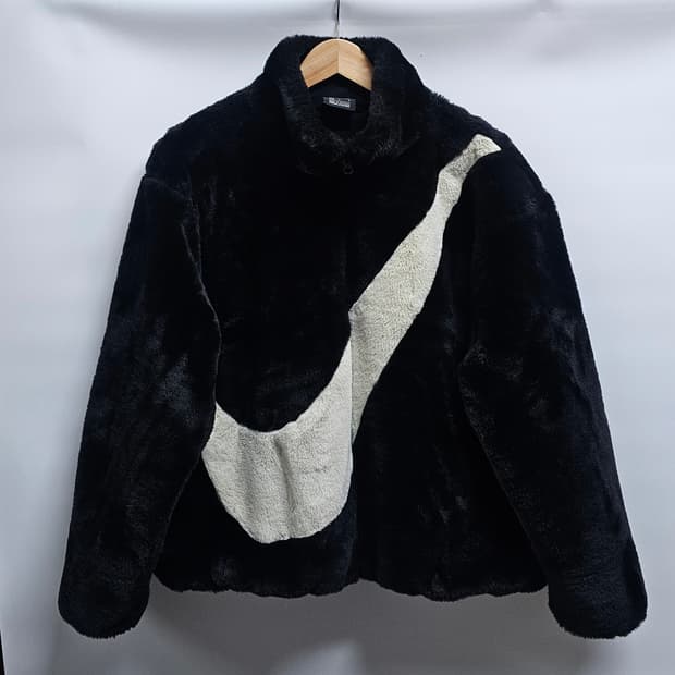 나이키 스우시 블랙 퍼 자켓 L