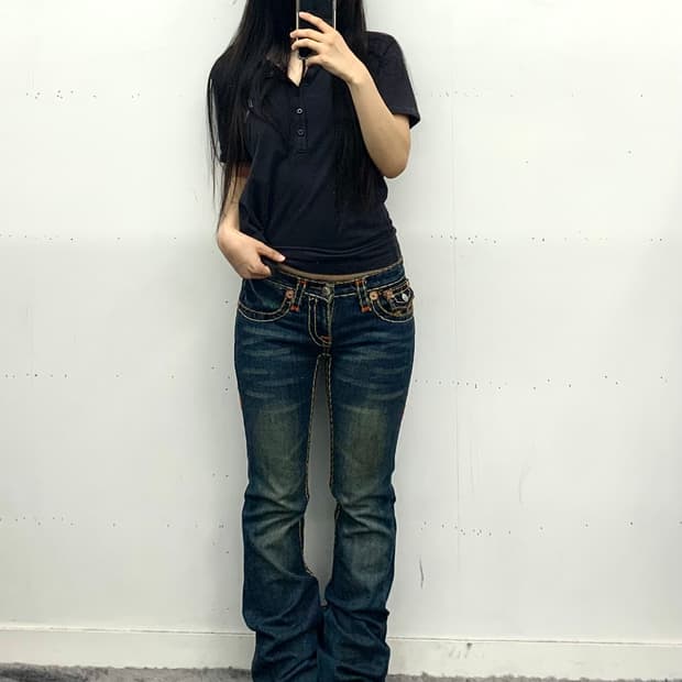 트루릴리전 조이 슈퍼티 워싱 부츠컷 데님 28
