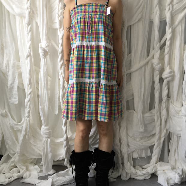 Crochet layer check pattern sleeveless o