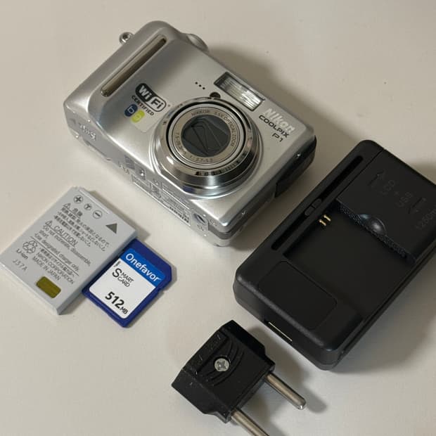 저화소☁️니콘 쿨픽스 P1 빈티지 디카 디지털카메라