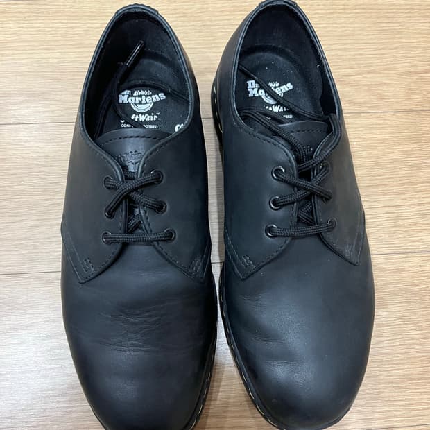 닥터마틴 구두 (UK6)