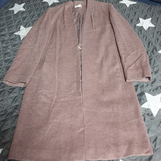 BEIGE 캐시미어 블렌드 안감실크 버튼리스 울 코트 라이트핑크(M)