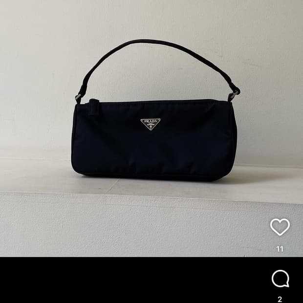 프라다 빈티지 포코노 미니 파우치백