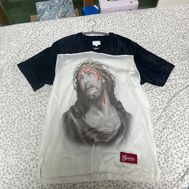 슈프림 지져스 반팔져지