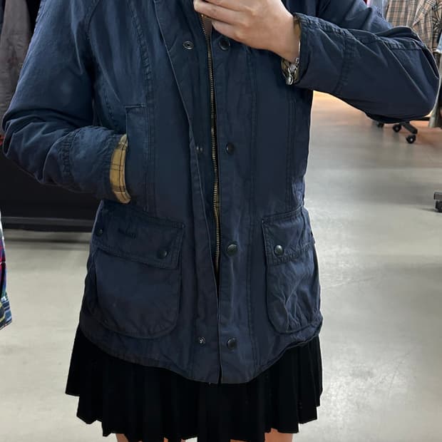 바버(Barbour) 비드넬왁스 자켓