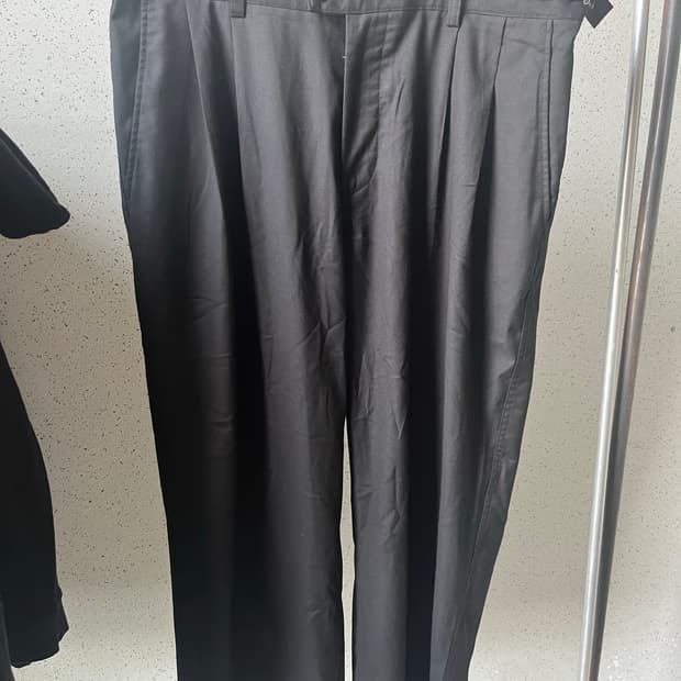 어나더 오피스 산티아고 슬랙스 블랙