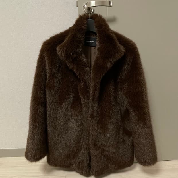 투머치택스 퍼 코트