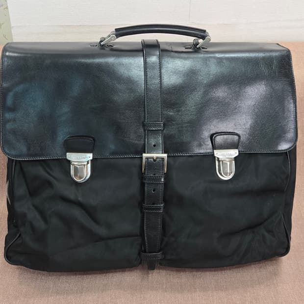 [정품/빈티지] 프라다 테수토 비텔로 브리프케이스 V122 (NERO)