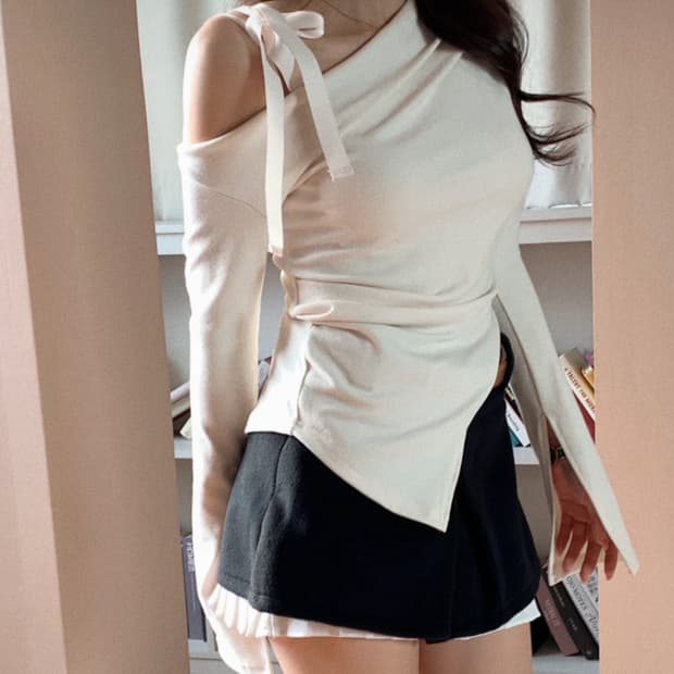 (새상품) Bowen ribbon off T