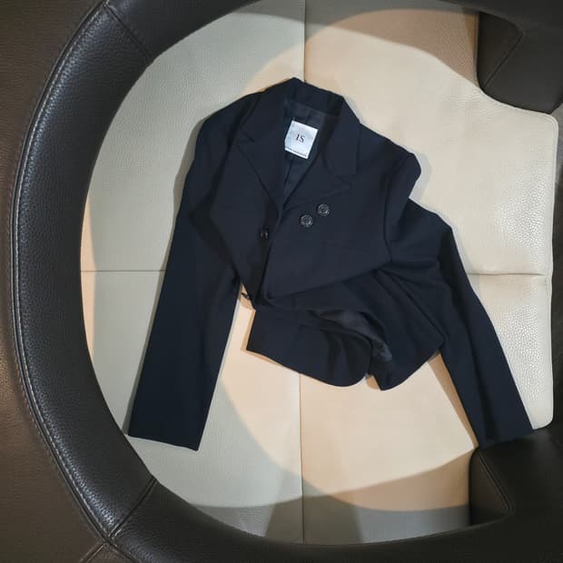 I.S sunaokuwahara button detail blazer