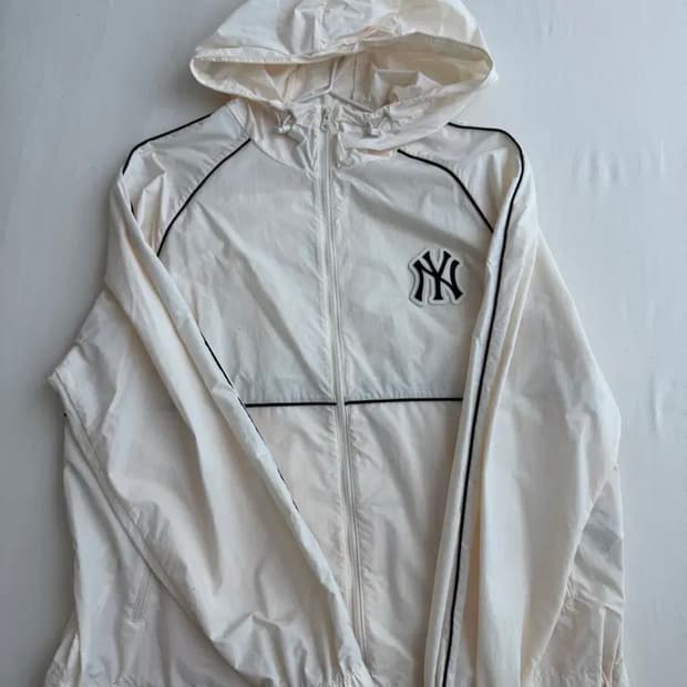 MLB 윈드브레이커 아이보리