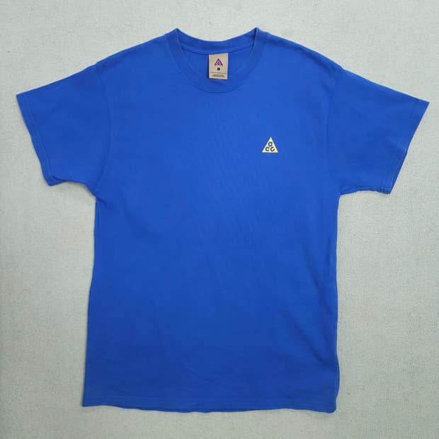나이키 ACG 반팔티 L