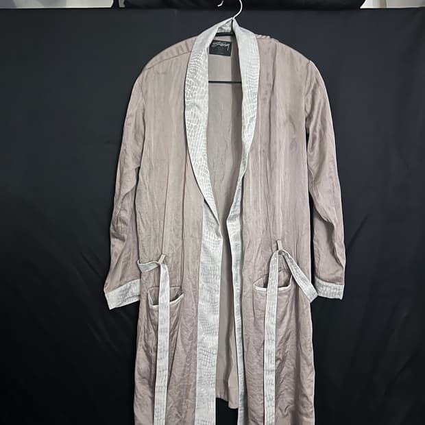 stussy gown 스투시 가운