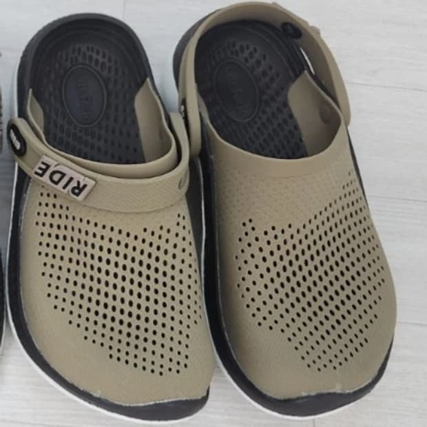 크록스 라이트라이드 클로그 샌들 240 (M5 W7)