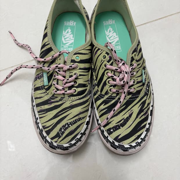 반스 aries 콜라보 (245)