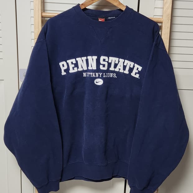 나이키x펜실베니아 딥네이비 오버핏 올드스쿨 맨투맨 00s