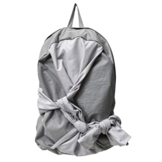 이우가마카라스 그레이 백팩