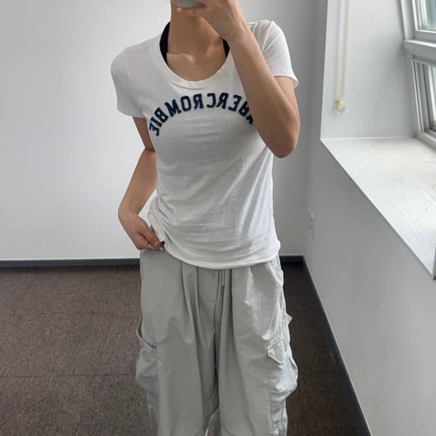 Abercrombie 아베크롬비 아치 로고 화이트 반팔
