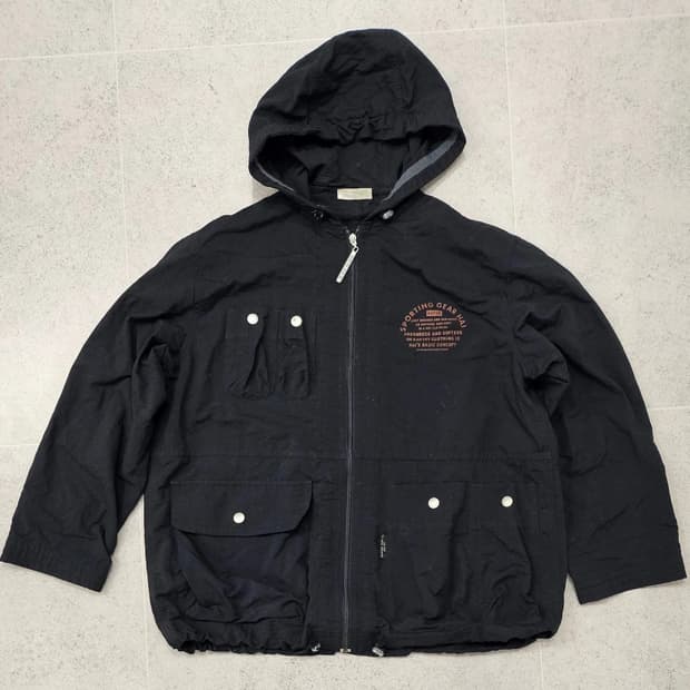 이세이 미야케 바람막이 100