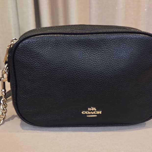 코치 블랙 카메라백 크로스백
