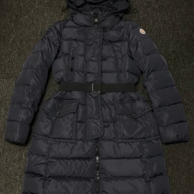 몽클레어 제네브리에 롱패딩