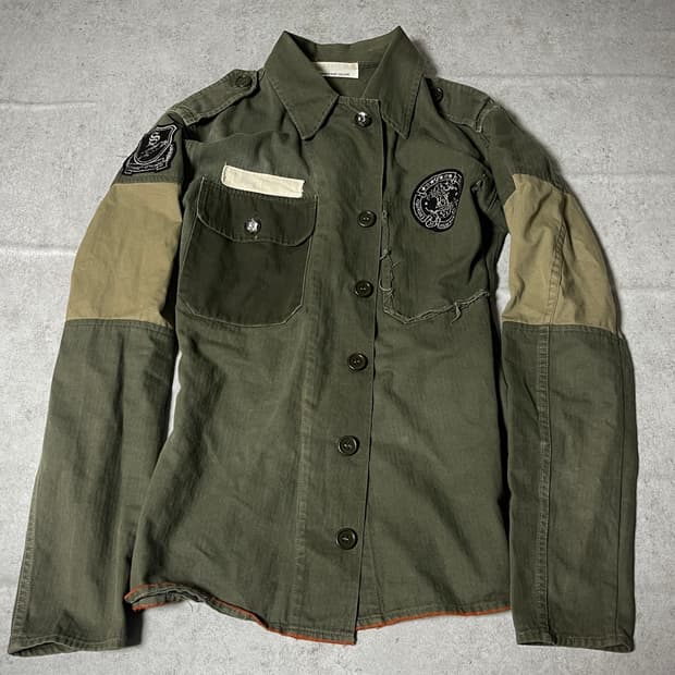 (Sergeant salutes)patchwork military shi