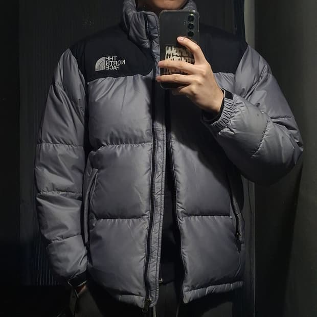 노스페이스 700 그레이 블랙 배색 눕시 화이트라벨 거위털 구스다운 패딩