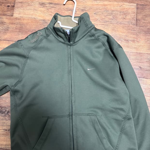 나이키 트랙탑 팝니다!