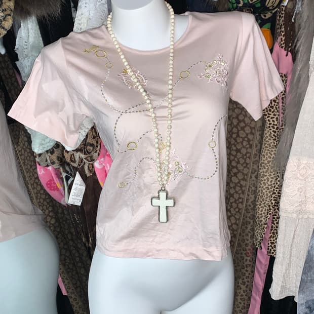 아일릿st 발레코어 핑크 자수 반팔