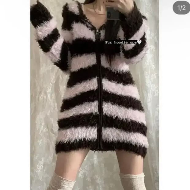 딸기초코 스트라이프 퍼후드집업