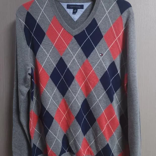 타미힐피거 아가일 브이넥 얇은니트, L