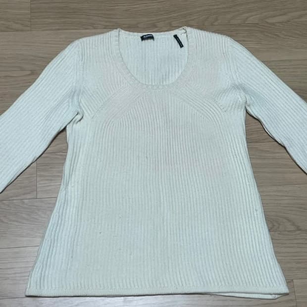 질샌더(navy라인) 니트