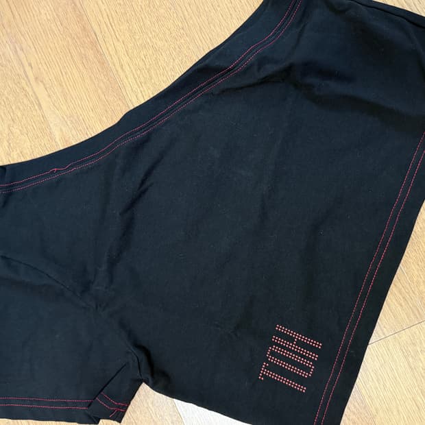 TOH 원숄더 크롭