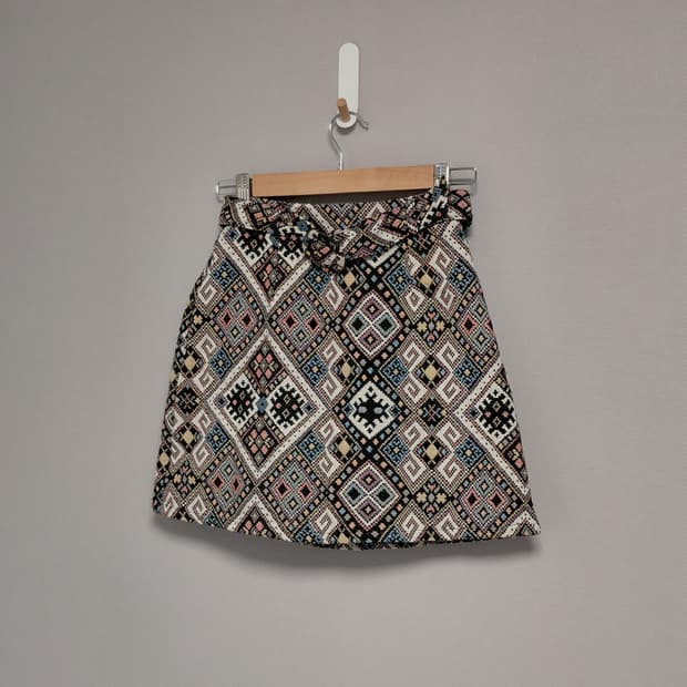 에스닉패턴 자카드 미니스커트