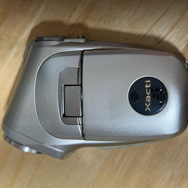 산요작티 Xacti DMX-C4 실버