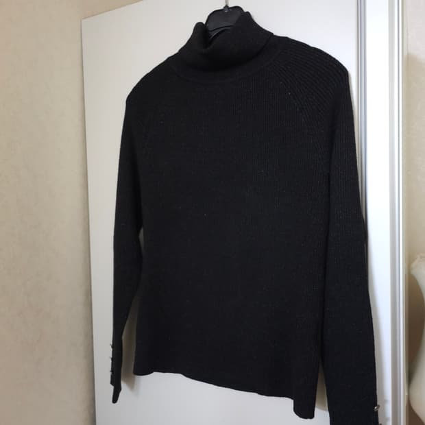 데렉램크로스비 블랙 골지 터틀넥니트