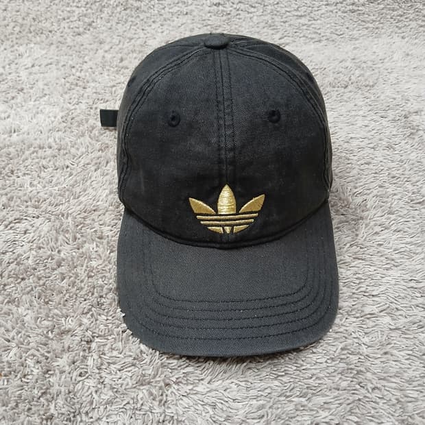 빈티지 워싱 아디다스 골드 삼선 볼캡