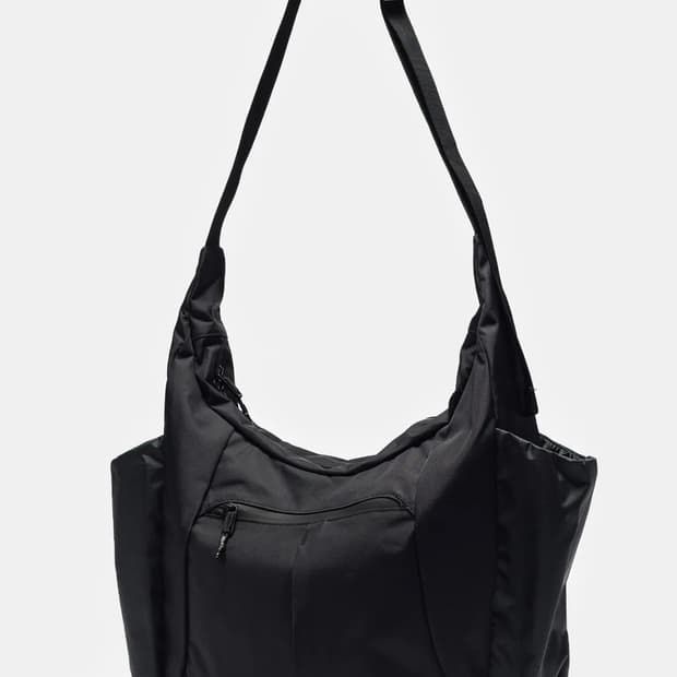 [OS] 콜린 메러디스 숄더백 블랙