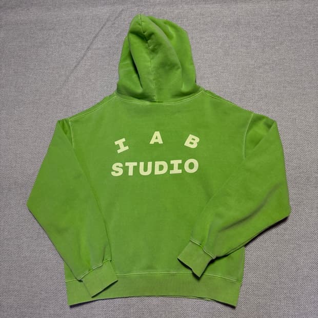 아이앱 스튜디오 애플 그린 피그먼트 후드티