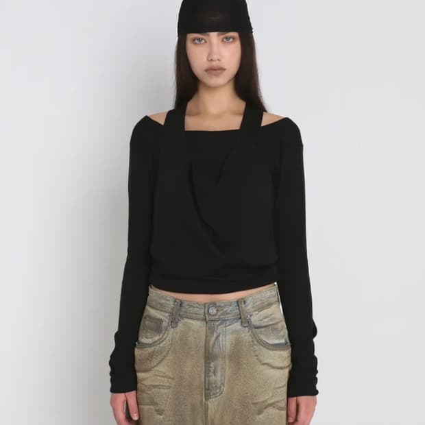 샌드릭 드롭 홀터 레이어드 롱 슬리브 티셔츠