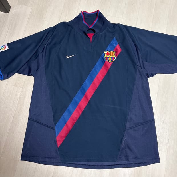 바르샤 02-03시즌 어웨이 유니폼 (2XL, 지뉴 마킹)