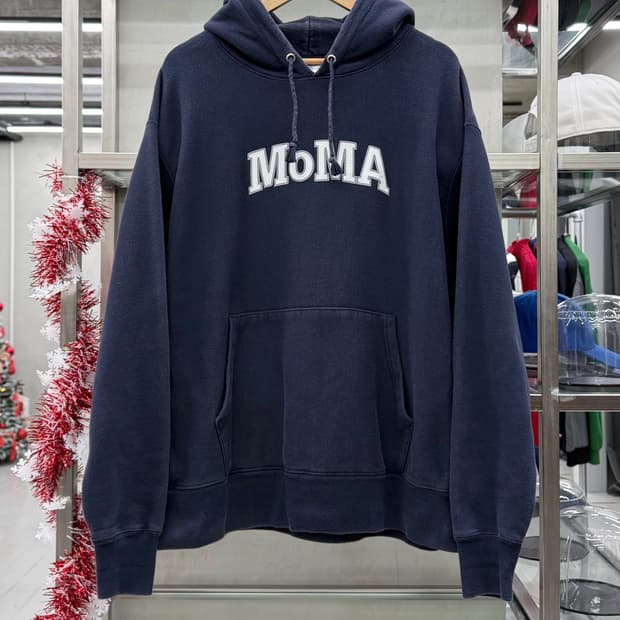 챔피온 리버스위브 x 모마 디자인 아플리케 스웻 후디