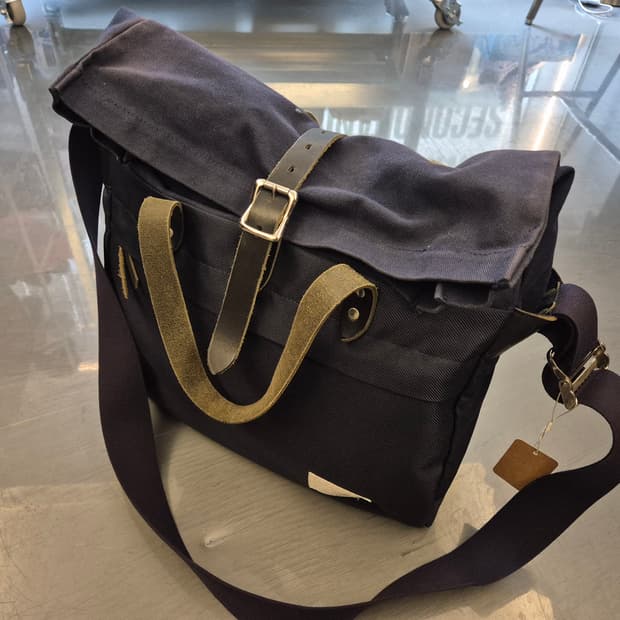 나나미카 브리프케이스 백